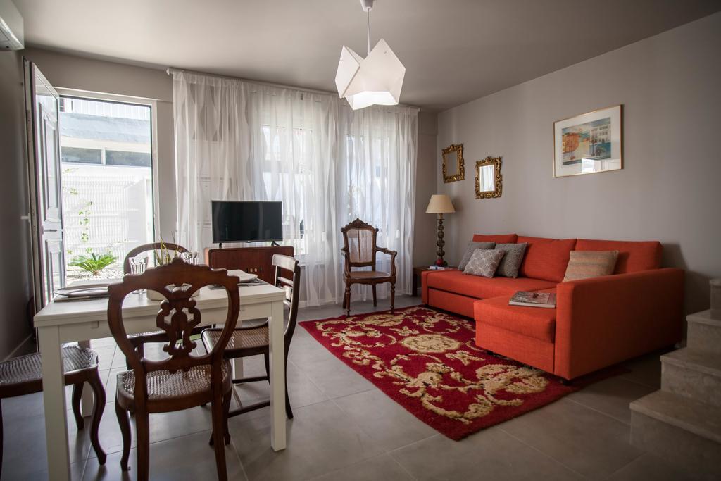 Pateo Das Buganvilias - Vila Marques * Lisboa